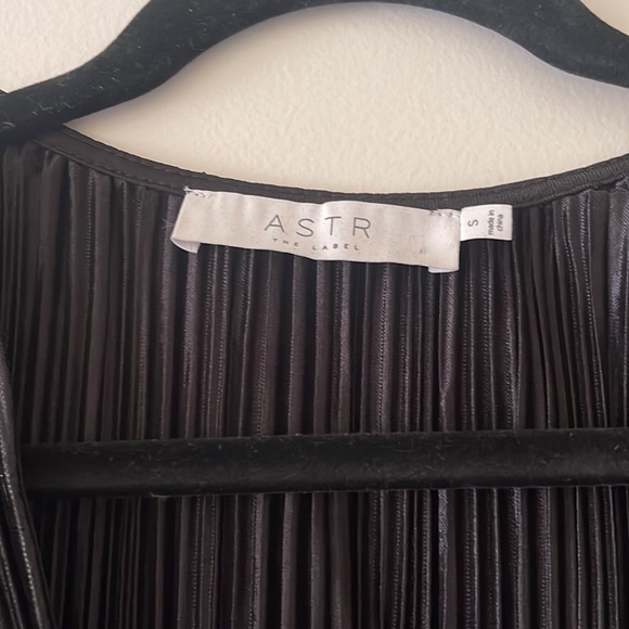 NWOT ASTR the Label black shiny top - Picture 2 of 3